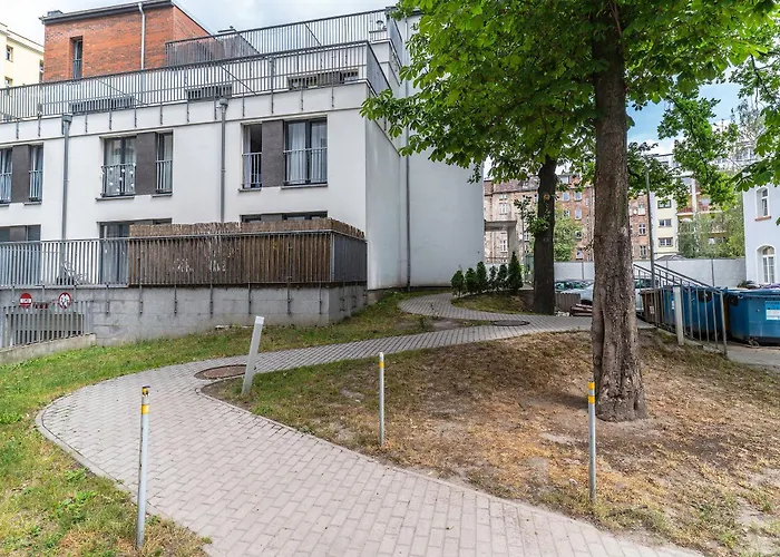 Yellow Apartment Z Tarasem